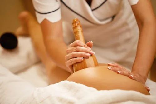 Maderoterapia para modelado corporal